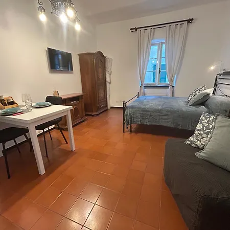Monolocale Nel Cuore Di Finalborgo * Finale Ligure
